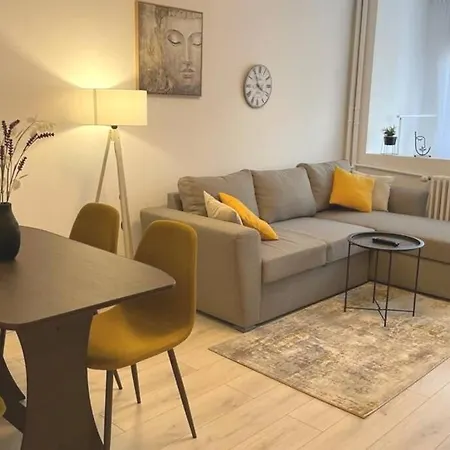 Mav Apartament *
